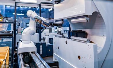 磐云科技 非標自動化設(shè)計與機器人研發(fā)的創(chuàng)新融合