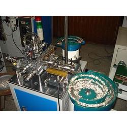 自動化未來 自動鉚接機批發(fā)供應(yīng)與機器人研發(fā)的協(xié)同發(fā)展